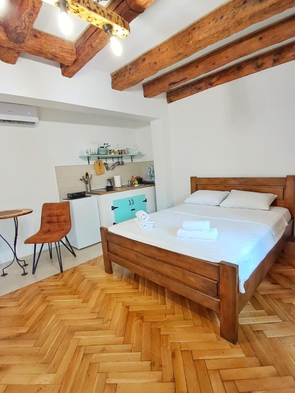 Regina Di Dobrota Apartment Kotor Room photo