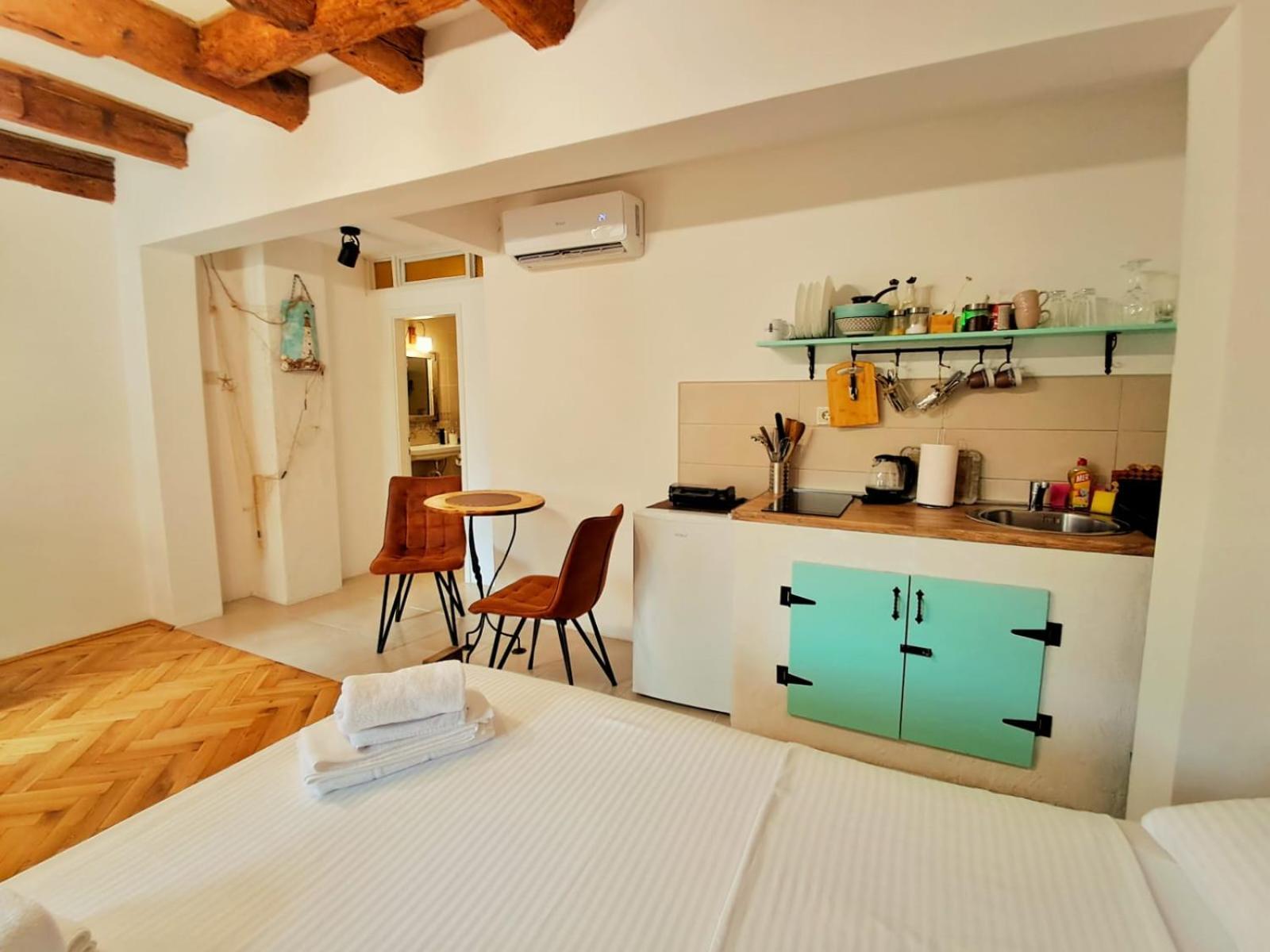 Regina Di Dobrota Apartment Kotor Room photo