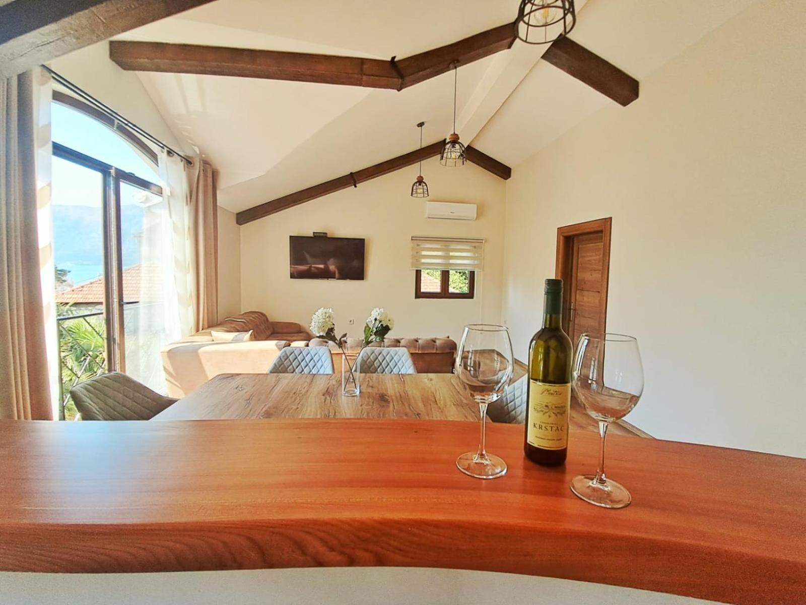Regina Di Dobrota Apartment Kotor Room photo